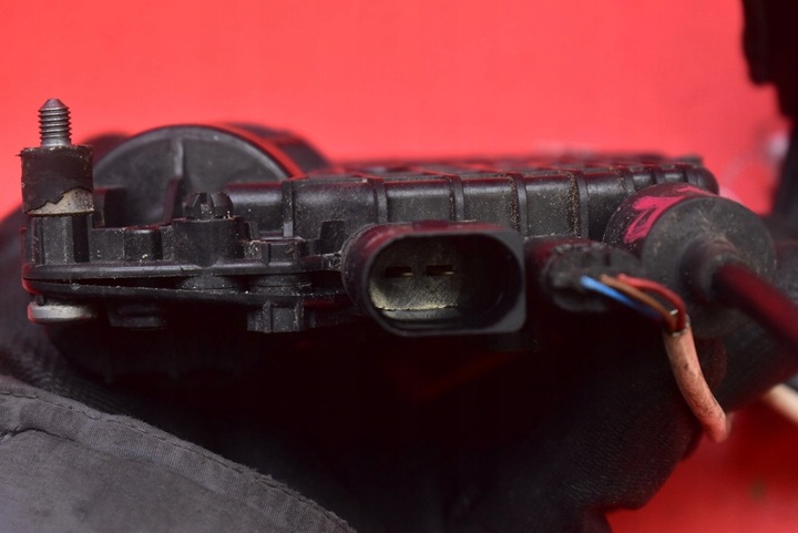 фото №9, Замок дверь левый перед переднее доводчик eu 7185689 bmw f01 рестайлинг 12-15