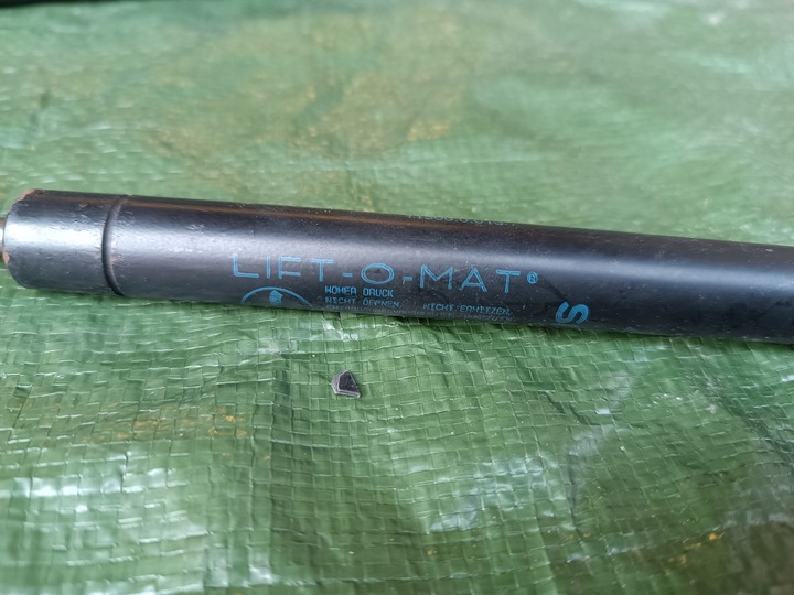 фото №9, Smart fortwo 450 i 113000013 приводы крышки багажника зад комплект