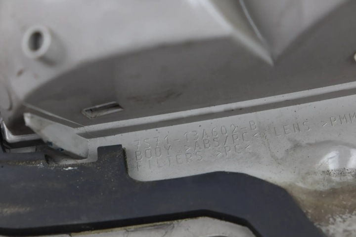 фото №6, Ford mondeo mk4 iv фара права зад задня w кришка багажника європа 7s71-13a602-b