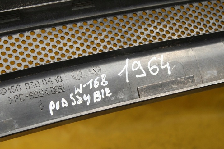 фото №7, Панель под лобовым стеклом 1688300518 mercedes w168 a-klasa