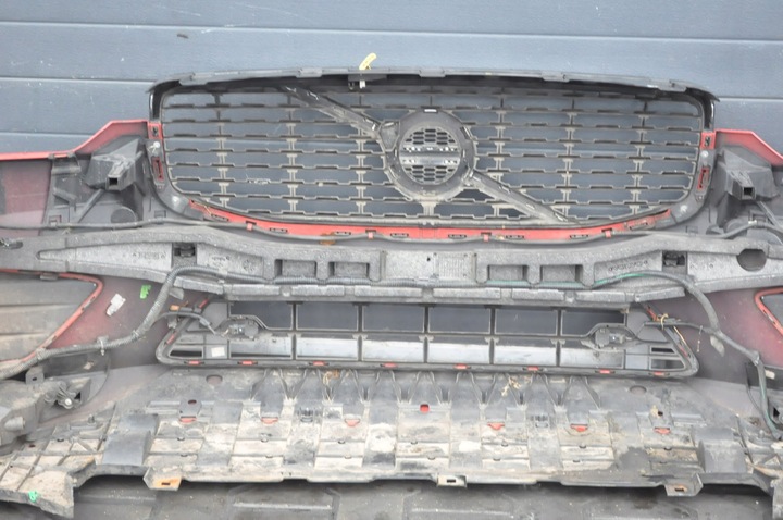 фото №13, Volvo xc60 ii бампер перед переднее 612 комплектный датчик камера