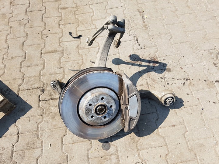 фото №1, Audi a8 d4 09-13r 4.2 tdi поворотный кулак левая перед