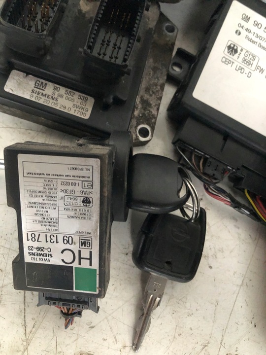 фото №5, Блок керування набір стартовий opel zafira a 1.8 90582539
