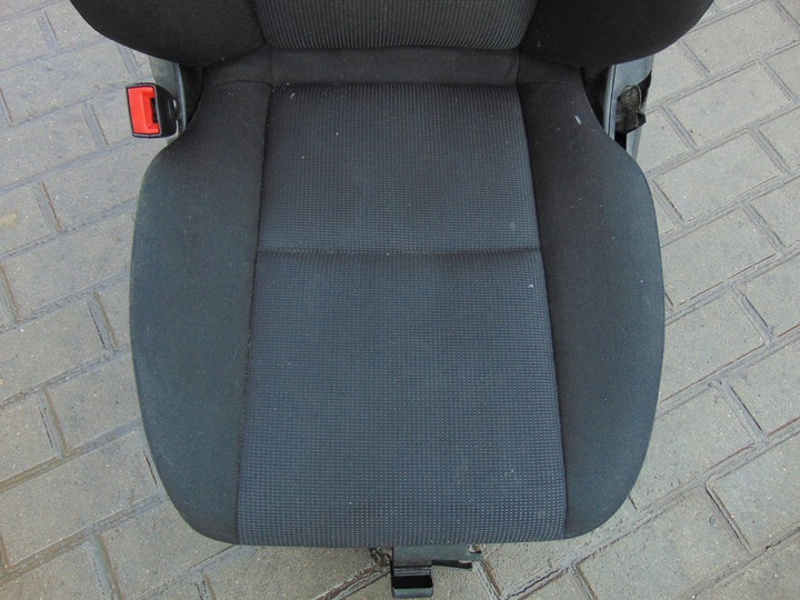 фото №7, Сидіння лівий перед водія mercedes c клас w204 європа