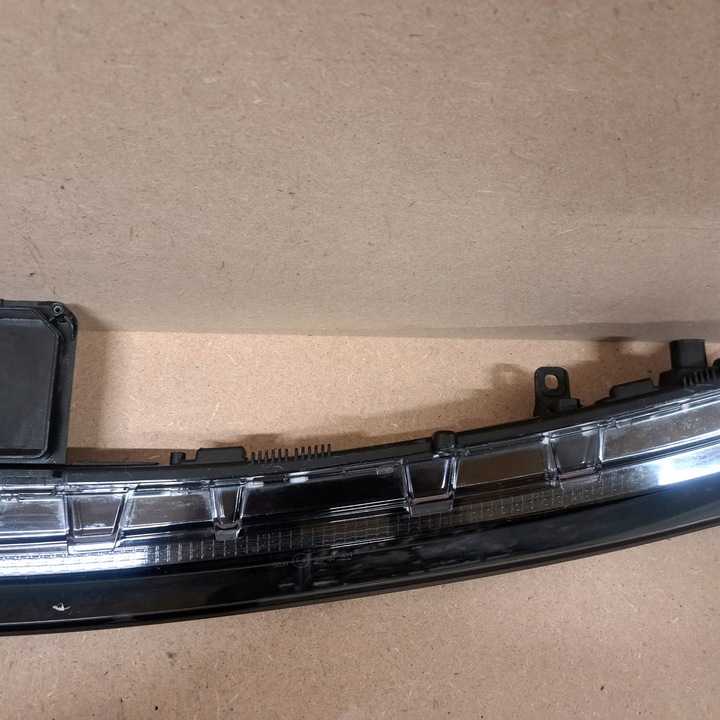 фото №6, Mercedes eqs w297 лампа накладка планка перед led a2979064700