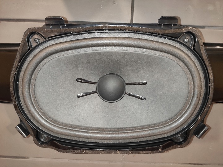 фото №9, Mercedes w221 динамік сабвуфер полиця низькочастотний оригінал bdb