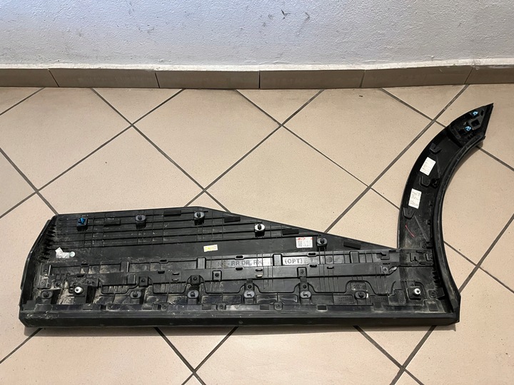 фото №14, Hyundai ioniq v 5 планка дверь правая задняя зад