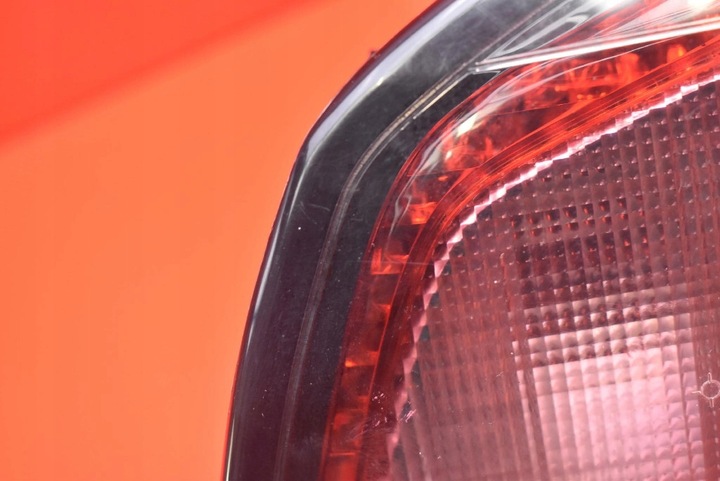 фото №9, Лампа правая зад задняя 89020139 nissan primera p11 sedan рестайлинг 99-02