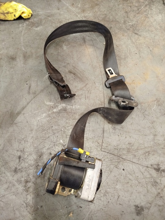 фото №1, Pas безпеки лівий перед seat toledo 2 ii 1m0857705a