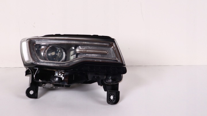 фото №7, Jeep grand cherokee wk2 фара права перед 68144704ac