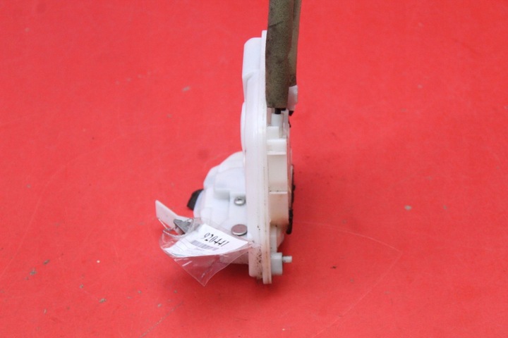 фото №4, Замок дверь правые зад задний f96-g15-r1 mazda 2 de 5d 07-10