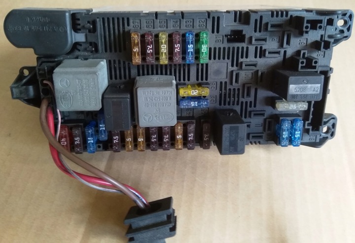 фото №7, Mercedes w211 модуль блок управления sam перед lub зад