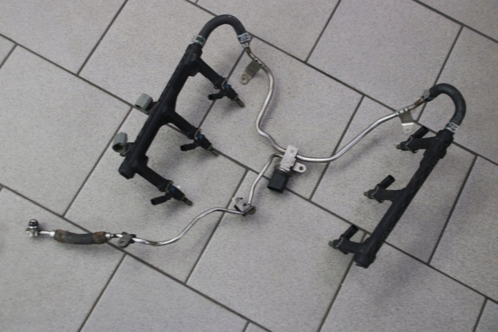 фото №1, Audi a8 d4 3,0 tfsi планка вприскувальний форсунки 06e133682c