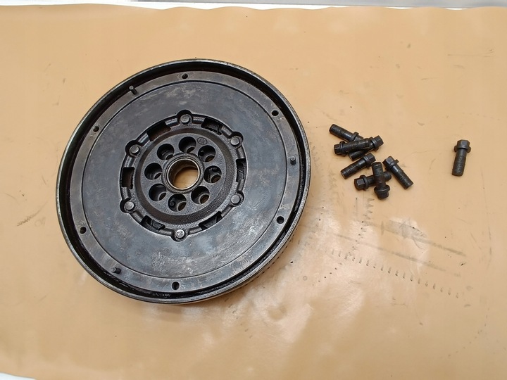 фото №3, Колесо двомасовий mazda 2.0 citd j rf5c