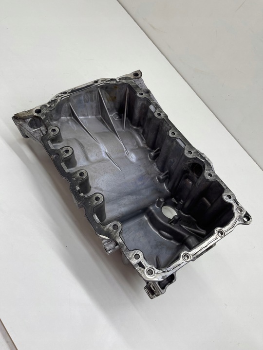 фото №13, Audi a4 a5 a6 c7 2.0 tdi cnh піддон піддон масла масляна зчеплення оригінал!