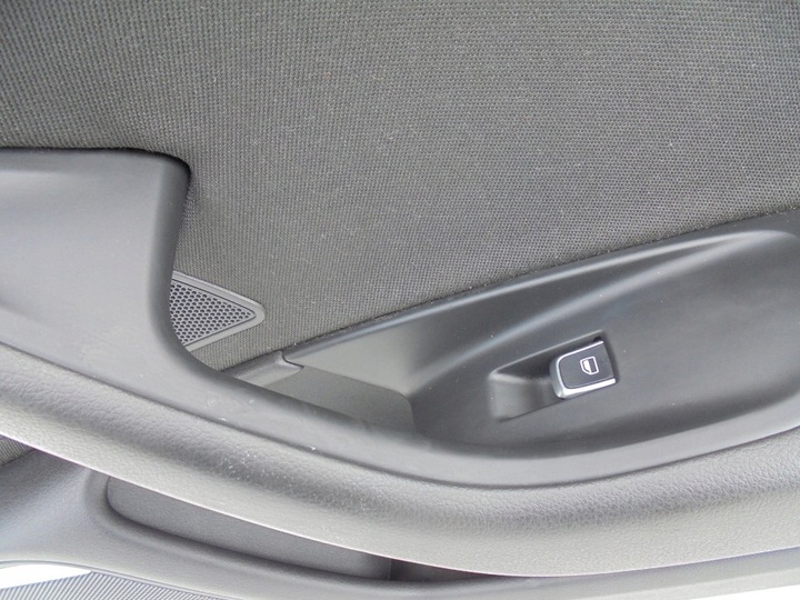 фото №8, Боковина обивка правые перед дверь стекло audi a6 4g c7 bose 4g1867022