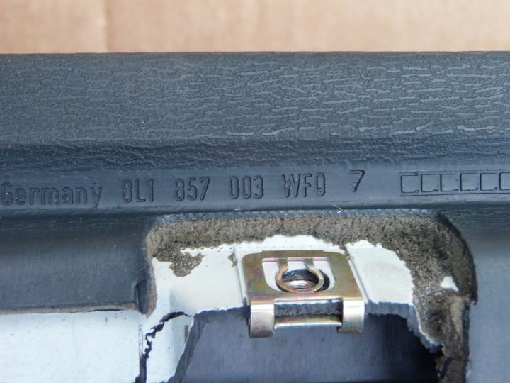 фото №8, Торпедо капот консоль 8l0857069 audi a3 8l