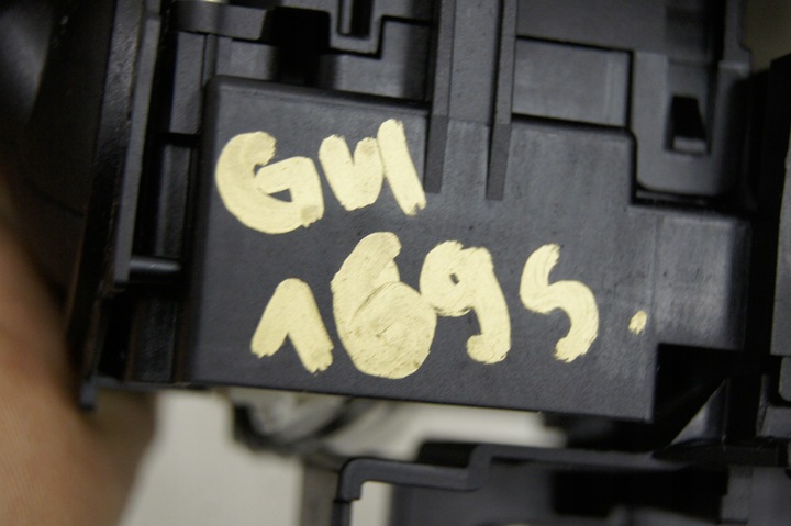 фото №9, Golf vi hb перемикач комбінований стрічка