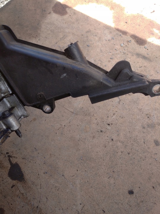 фото №7, Головка двигателя 9684504780 citroen peugeot 1.6 hdi