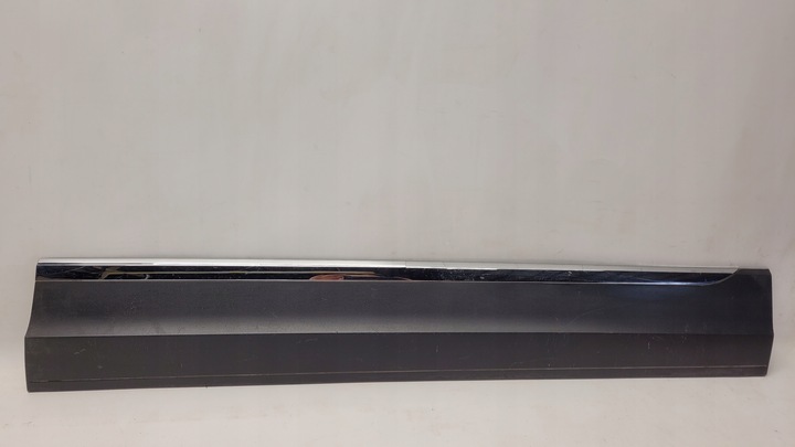 фото №1, Vw t-roc 2ga854940 планка na двері права перед оригінал.