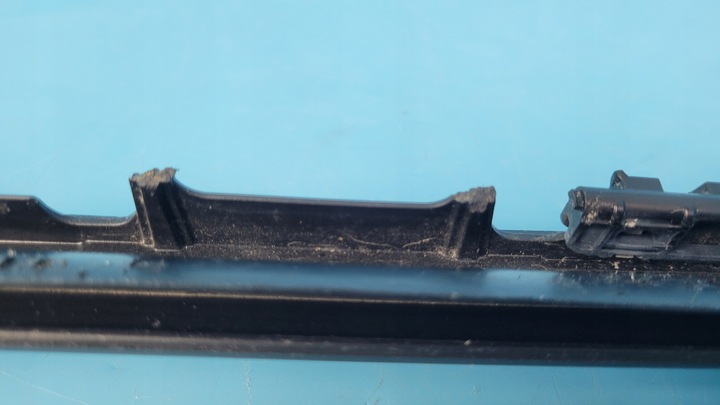 фото №11, Bmw x3 g01 lci sdrive30i 23r планка стёкла передний лобовой левая 7399031