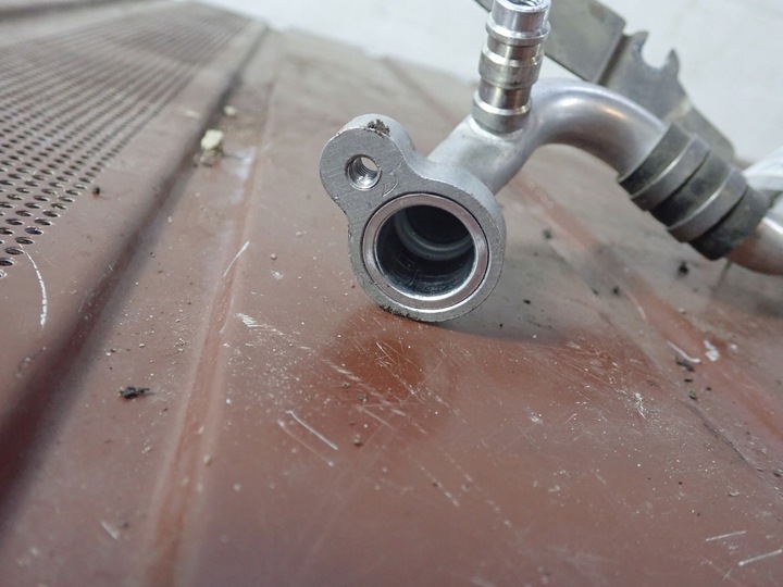 фото №8, Шланг кондиционера renault clio v 1,0 tce 2021r 924804708r 8648