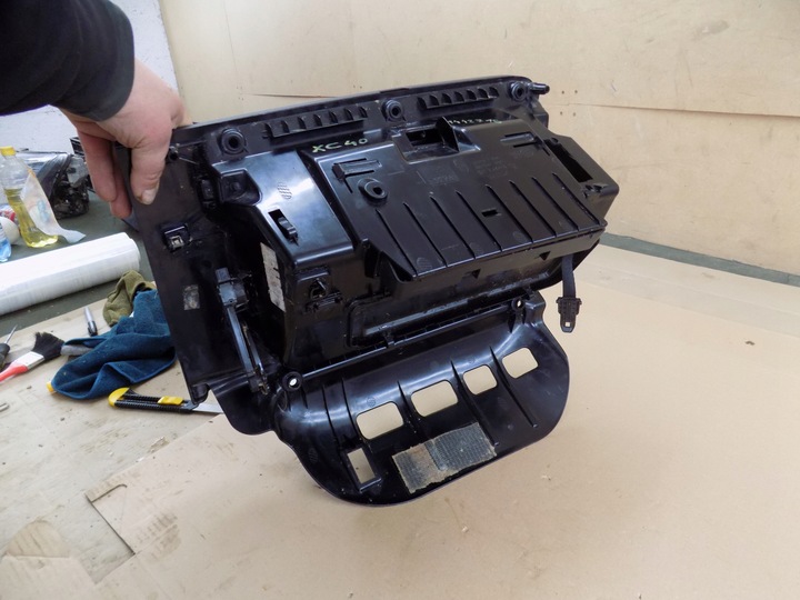 фото №7, Volvo xc40 бардачок панели распределительной капот консоли европа 31442718 0rg.