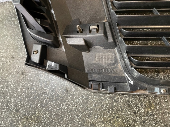 фото №7, Решітка решітка радіатора nissan navara 4 iv 14-19r 623104kj1b