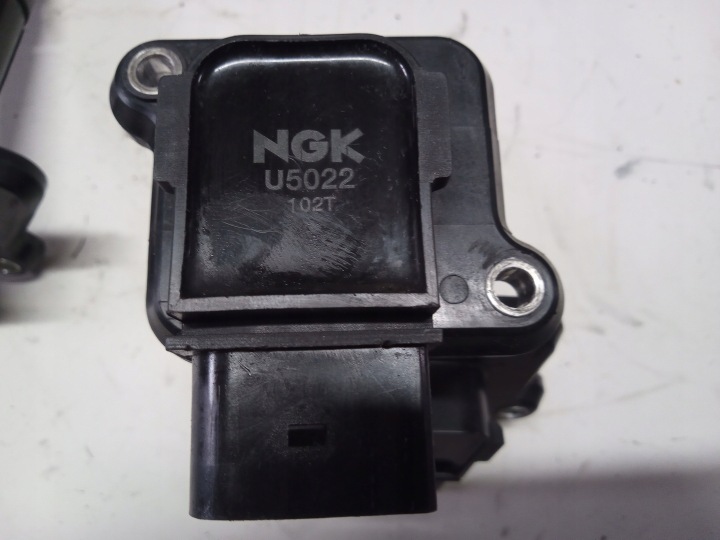 фото №9, Котушка запалювання комплект audi a6 s6 a8 d2 4.2 3.7 u5022212t