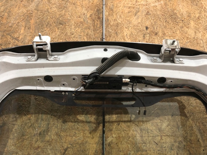 фото №8, Кришка задня багажника mini countryman r60