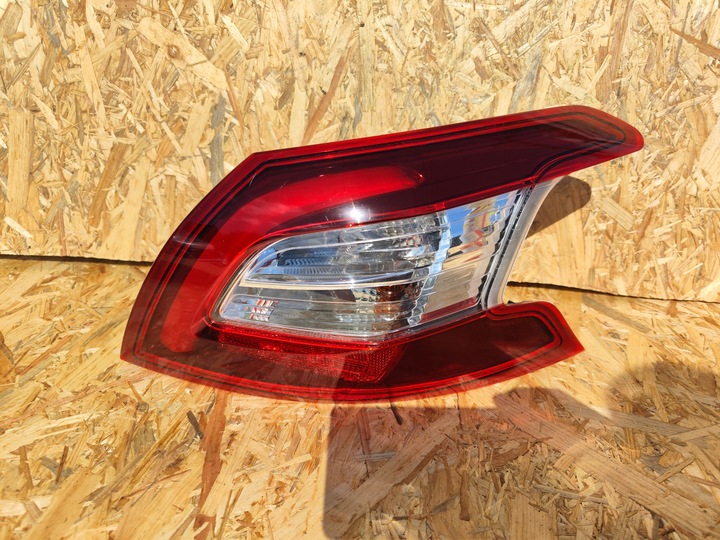 фото №1, Лампа задняя зад правая peugeot 308 t9 hb