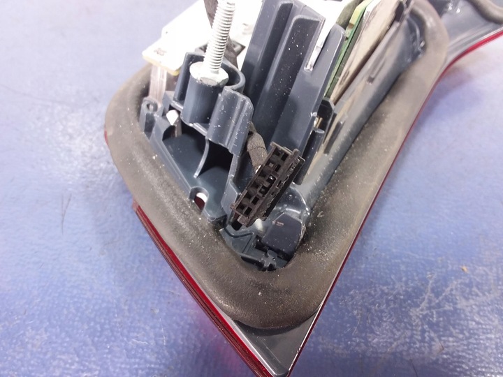 фото №7, Bmw m4 f82 lci лампа зад правая w крышка багажника led 7443130