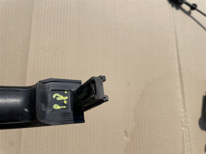 фото №7, Ручка двері праві перед 806062978r кнопка renault master iii 3