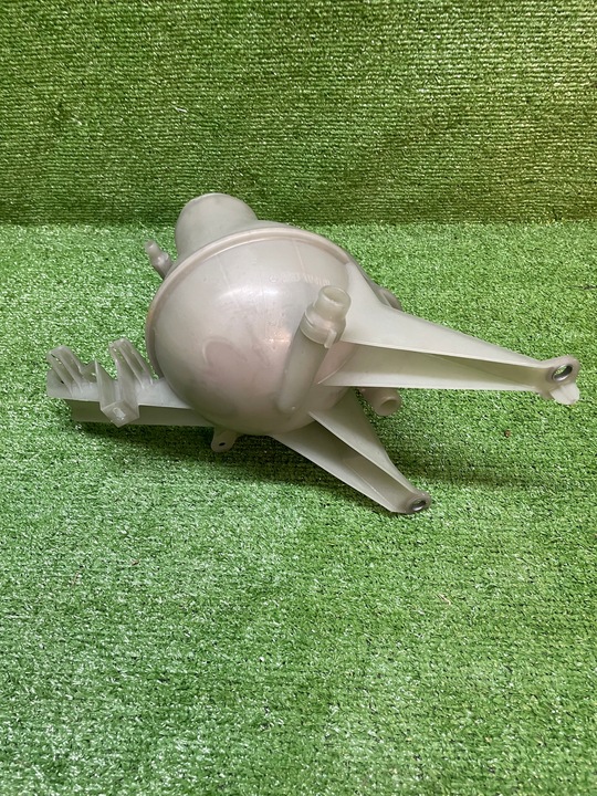 фото №5, Бачок расширительный mercedes eqb x243 eqa w243 a2435004100