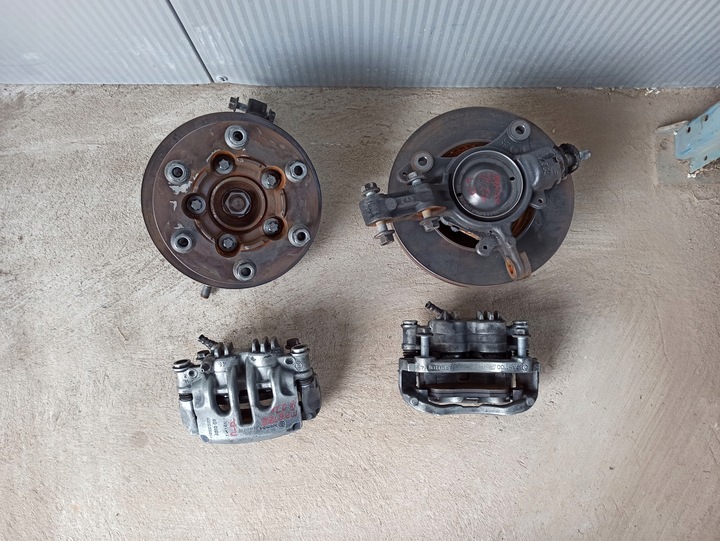 фото №8, Поворотна опора ступиця диск спарка праві перед master iii movano nv400 10+