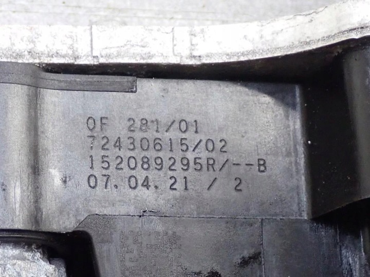 фото №9, Основа фільтра масла 152089295r mercedes vito iii w447 1.7 cdi r9n 21r