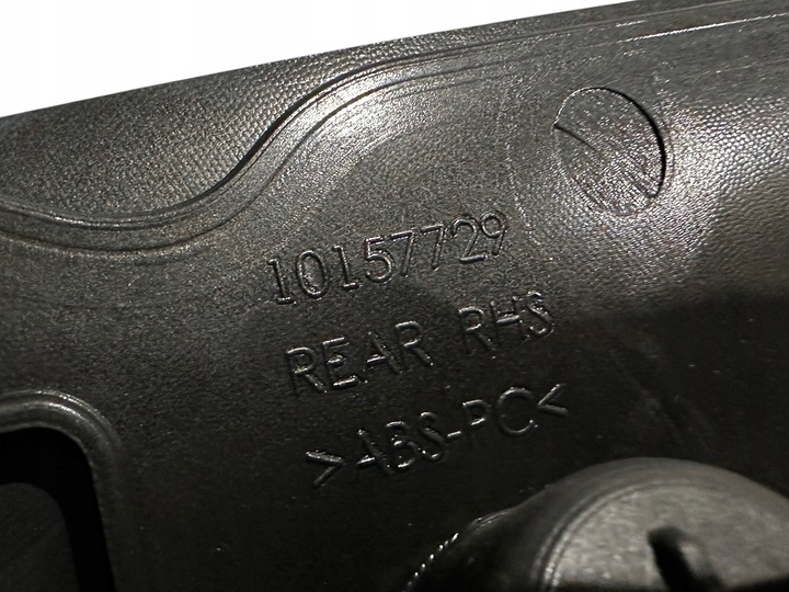 фото №8, Ferrari purosangue porzerzenie накладка планка защита подкрылки зад rh 887125