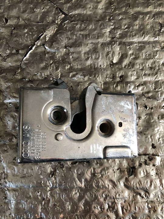 фото №13, Замок дверь 8a1837016a audi 80 b3 b4 8a0839015a зад перед правые 8a1837015a