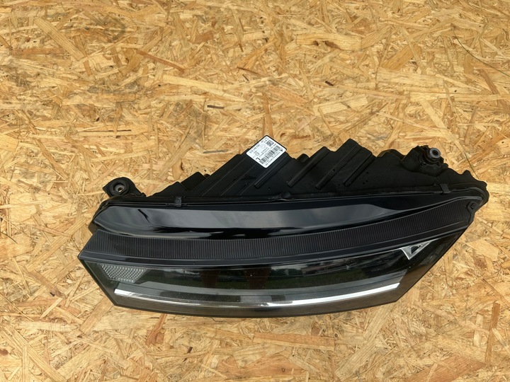 фото №3, Лампа левая перед skoda octavia iv 5e4 941 015 5e4941015