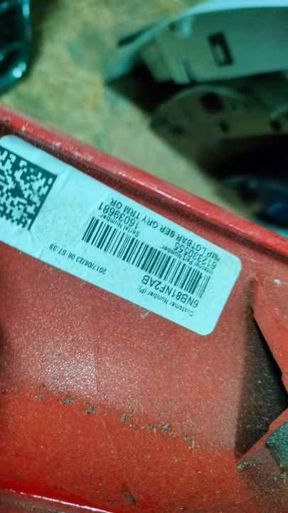 фото №9, Jeep compass ii 17- новая накладка крышки pod камера