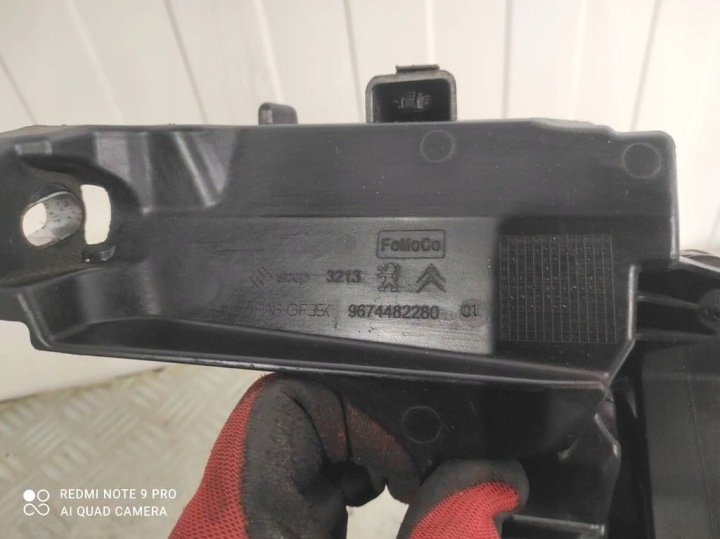 фото №16, Держатель крепление коллектора citroen c4 c5 peugeot 508 2.0 hdi 9674482280