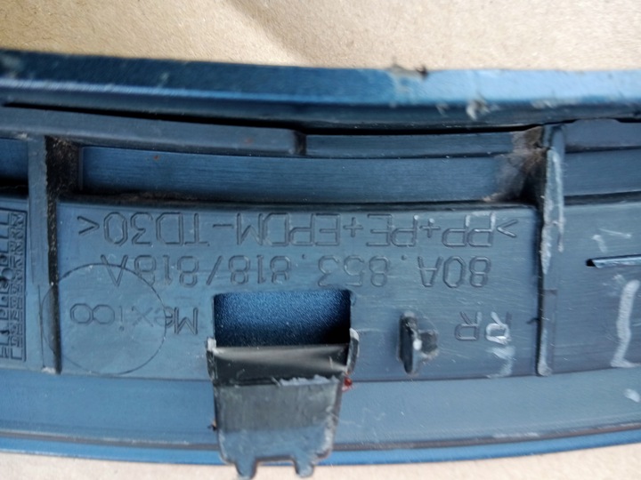 фото №10, Audi q5 ii правая планка крыльев зад 80a853818a