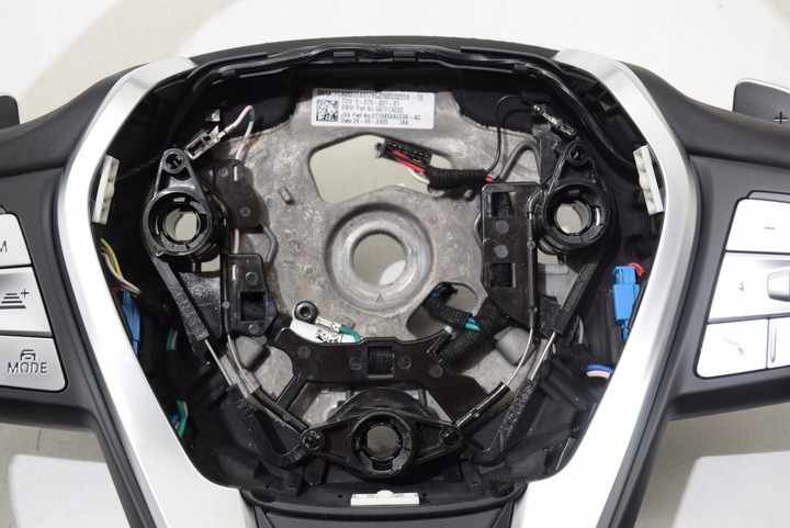 фото №11, Bmw x3 g01 lci спортивная руль кожа с подогревом wibracje лепестки оригинал