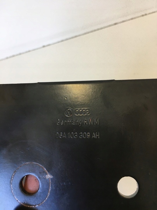 фото №16, Лапи держатель 06a103309ah golf iv bora 1.6 sr