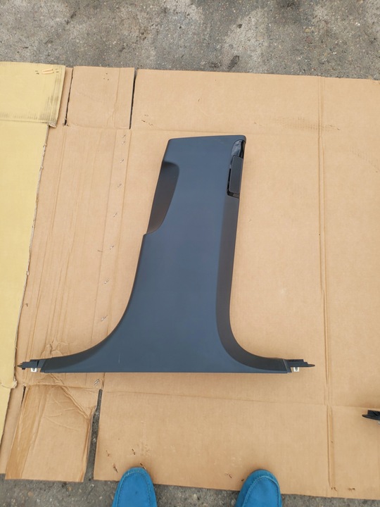 фото №1, A8 s8 d4 4h защита стойка b правая нижняя 4h0867244h