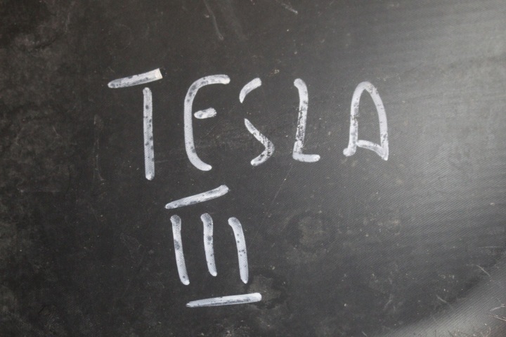 фото №5, Подкрылок левое перед tesla модель 3 iii 1694553-00