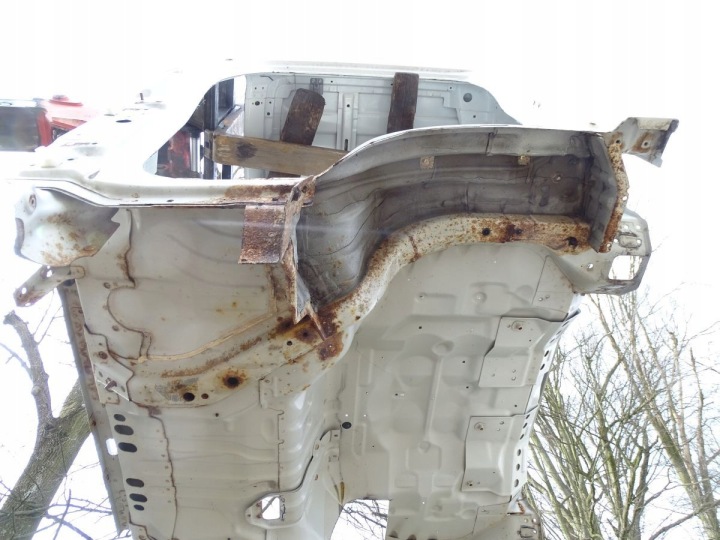 фото №5, Isuzu n35 n75 npr nqr 07-18 четверть стойка b левое зад