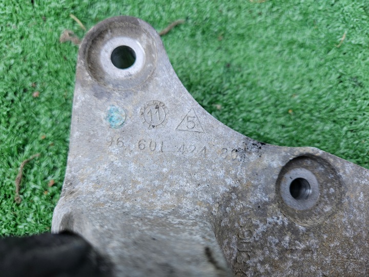 фото №6, Лапи кронштейн коробки peugeot 508 citroen c5