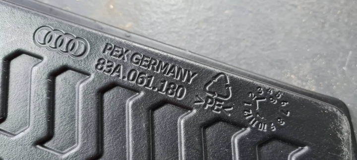 фото №5, Q3 83a коврик багажника резиновая зад обивка 83a061180