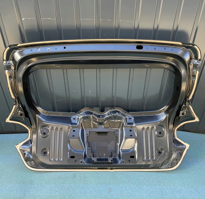 фото №5, Кришка зад задня багажника dacia sandero iii stepway 901521148r